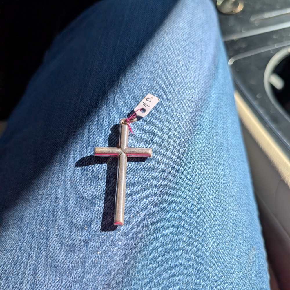 Elegant Silver Cross - Picture 2 of 3